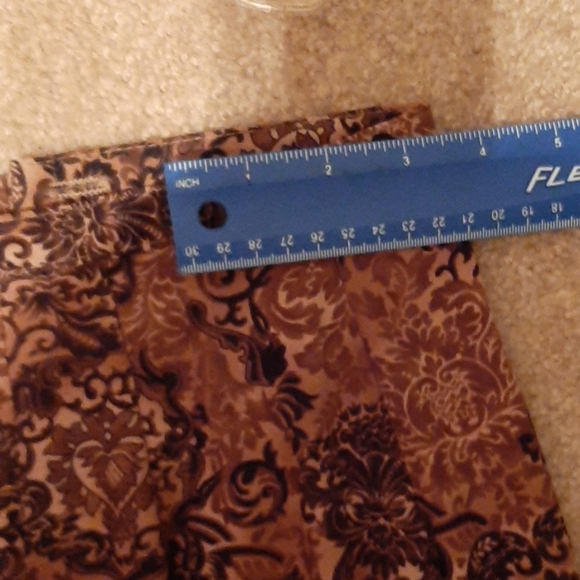 Skirt..get ready for Fall 🍂🍁🍂 - Picture 7 of 7